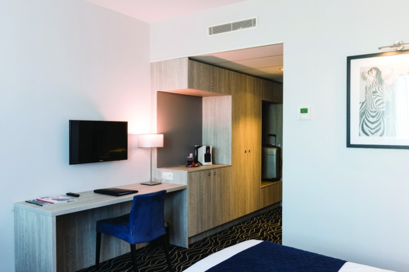 FXDQ-A_hotel_004_installation picture.tif-cq5dam.web.1280.1280